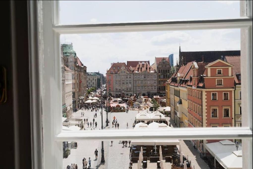 Duze Mieszkanie W Samym Rynku Wroclaw Exterior photo